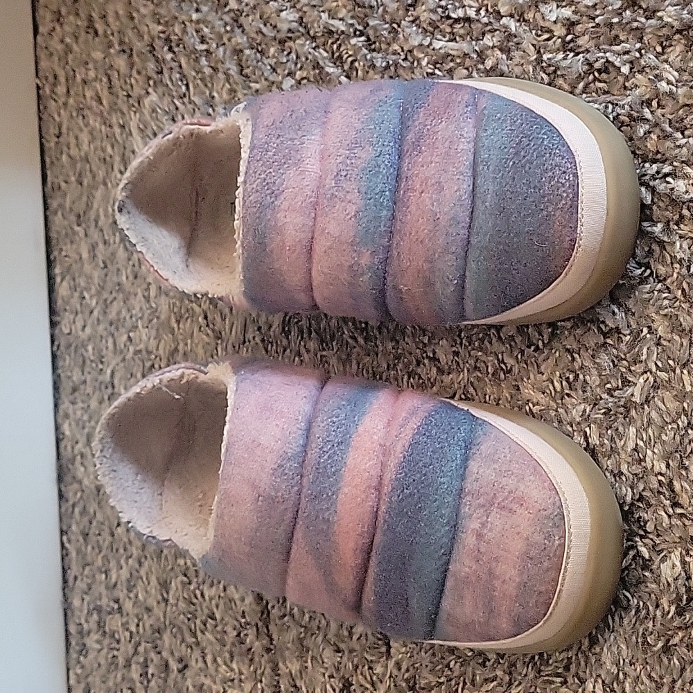Well Worn Toms Slippers